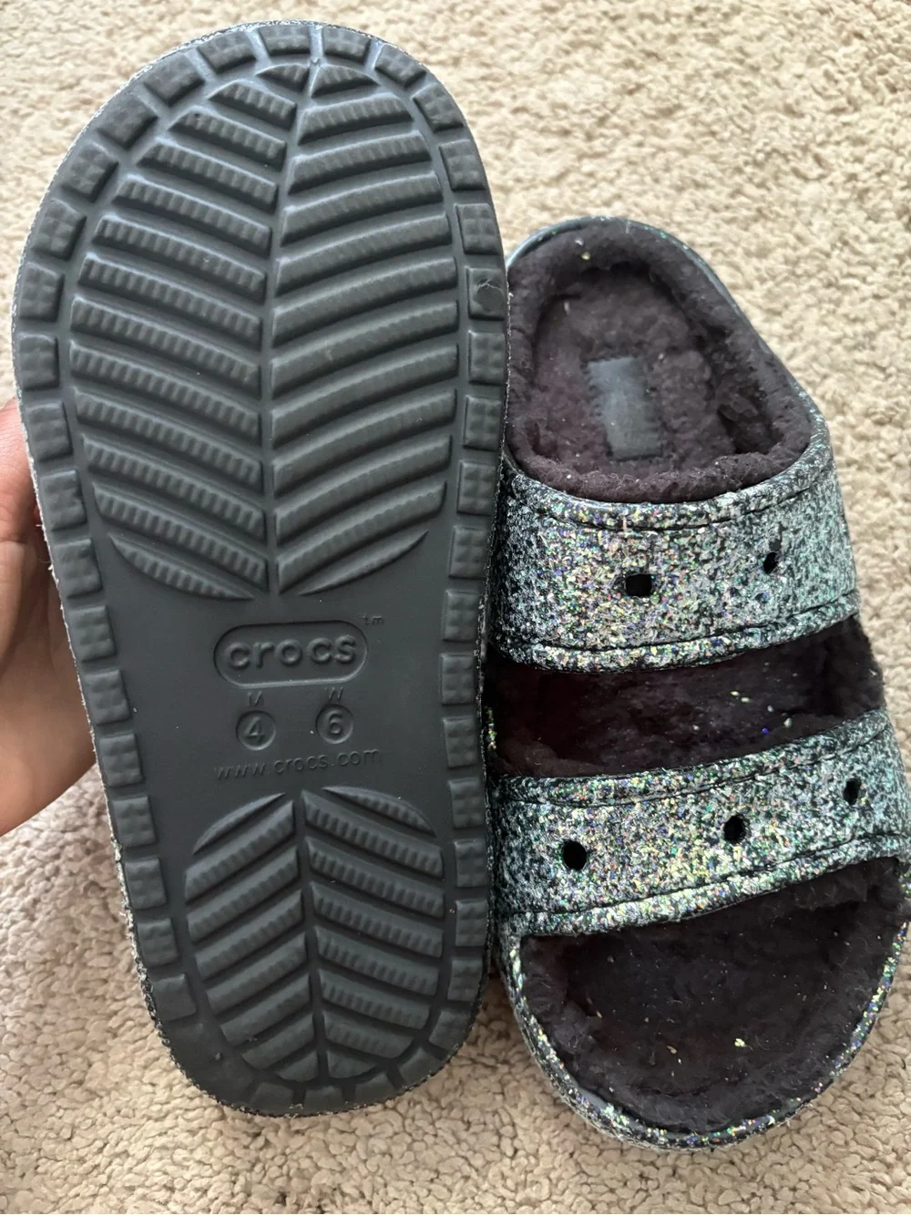 CROCS Kids Glitter Slide Sandals in Iridescent Black Plush